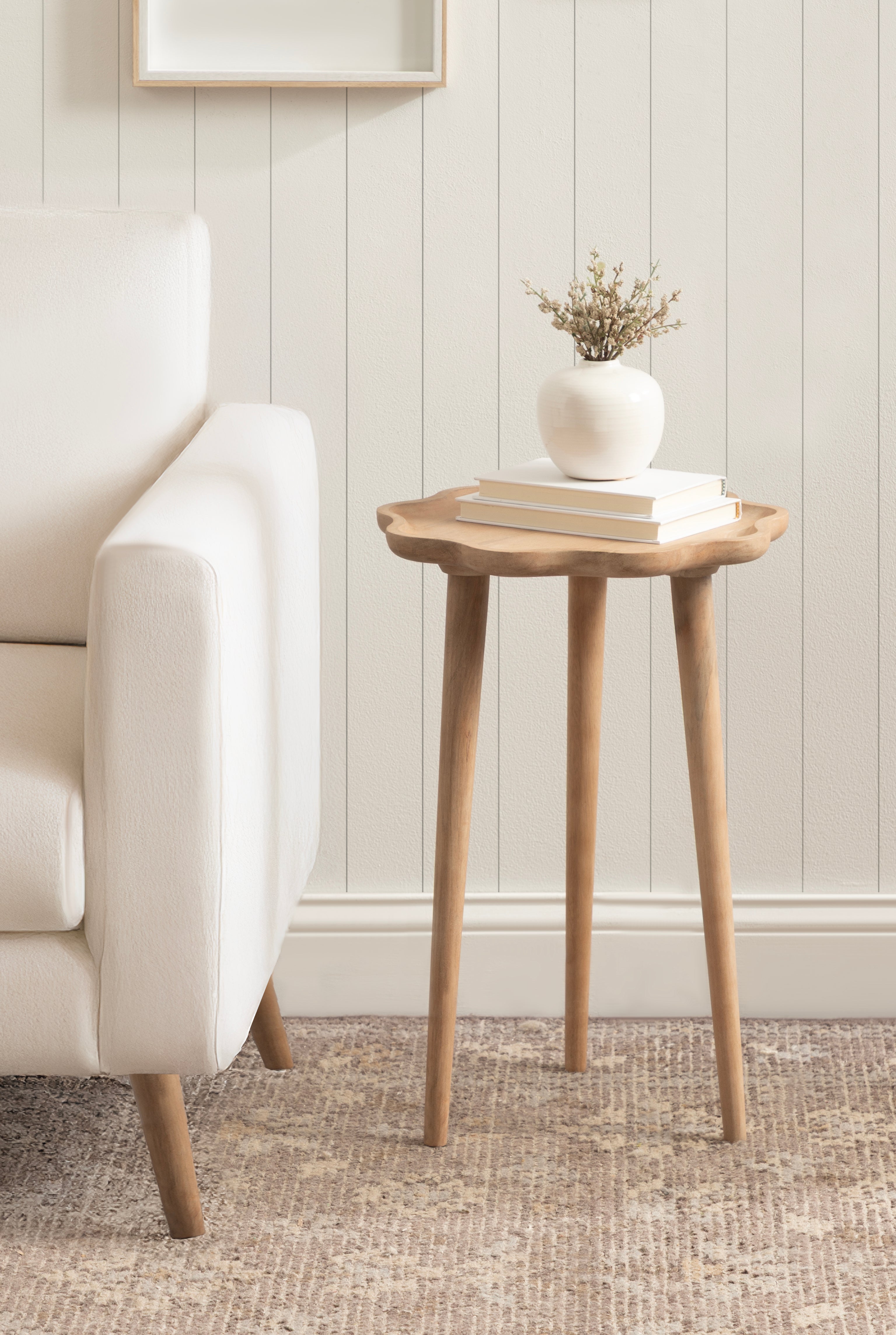 Alezar Scallop Wood Side Table – Pier 1