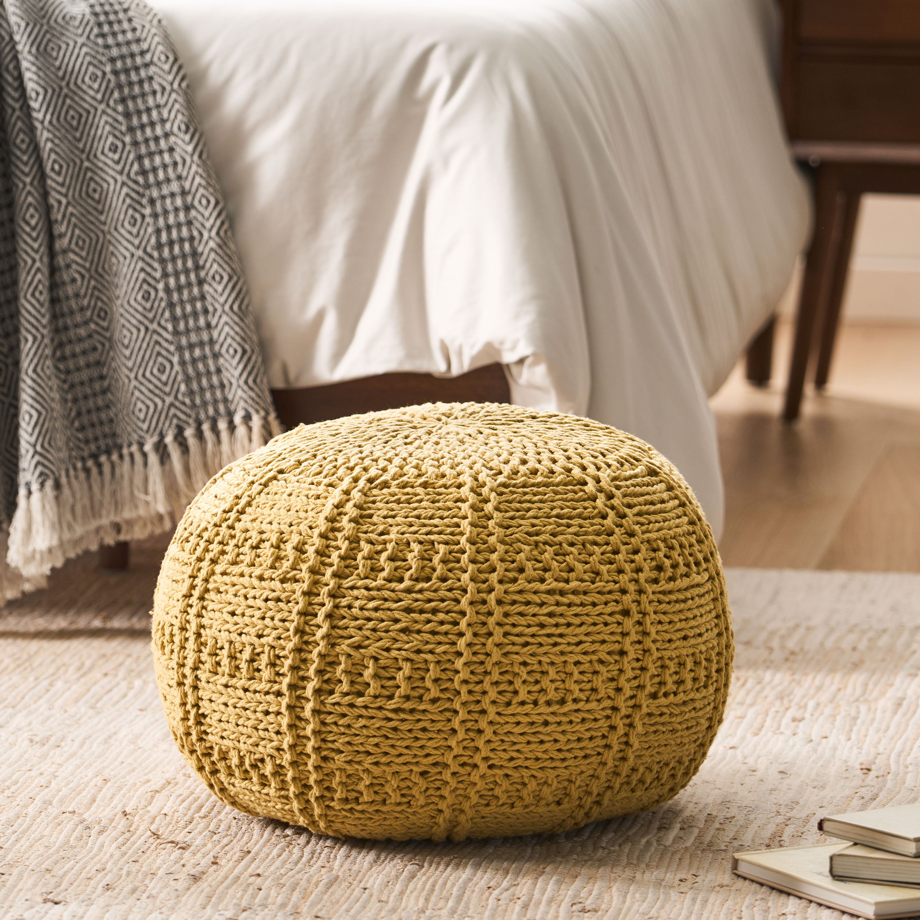 Yuny Knitted Pouf
