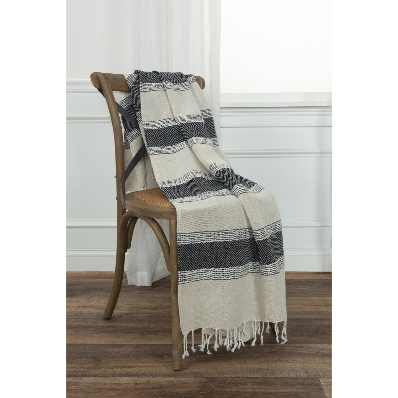Hand loomed Stripe And Chevron 90% Cotton, 10% Acrylic Throw - Throws
