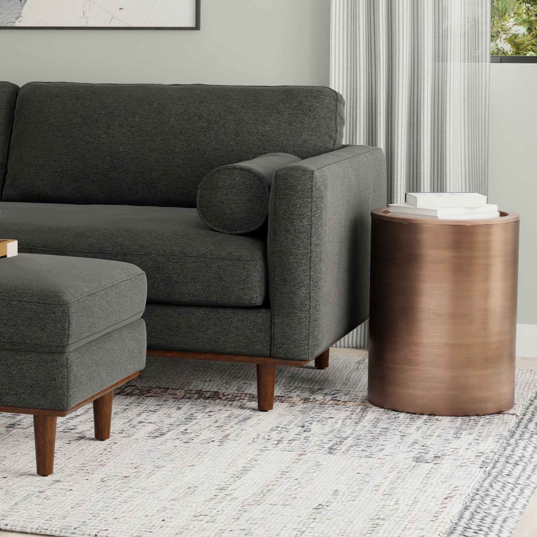 Hyperion Side Table with Round Cylinder Shape - Side Tables