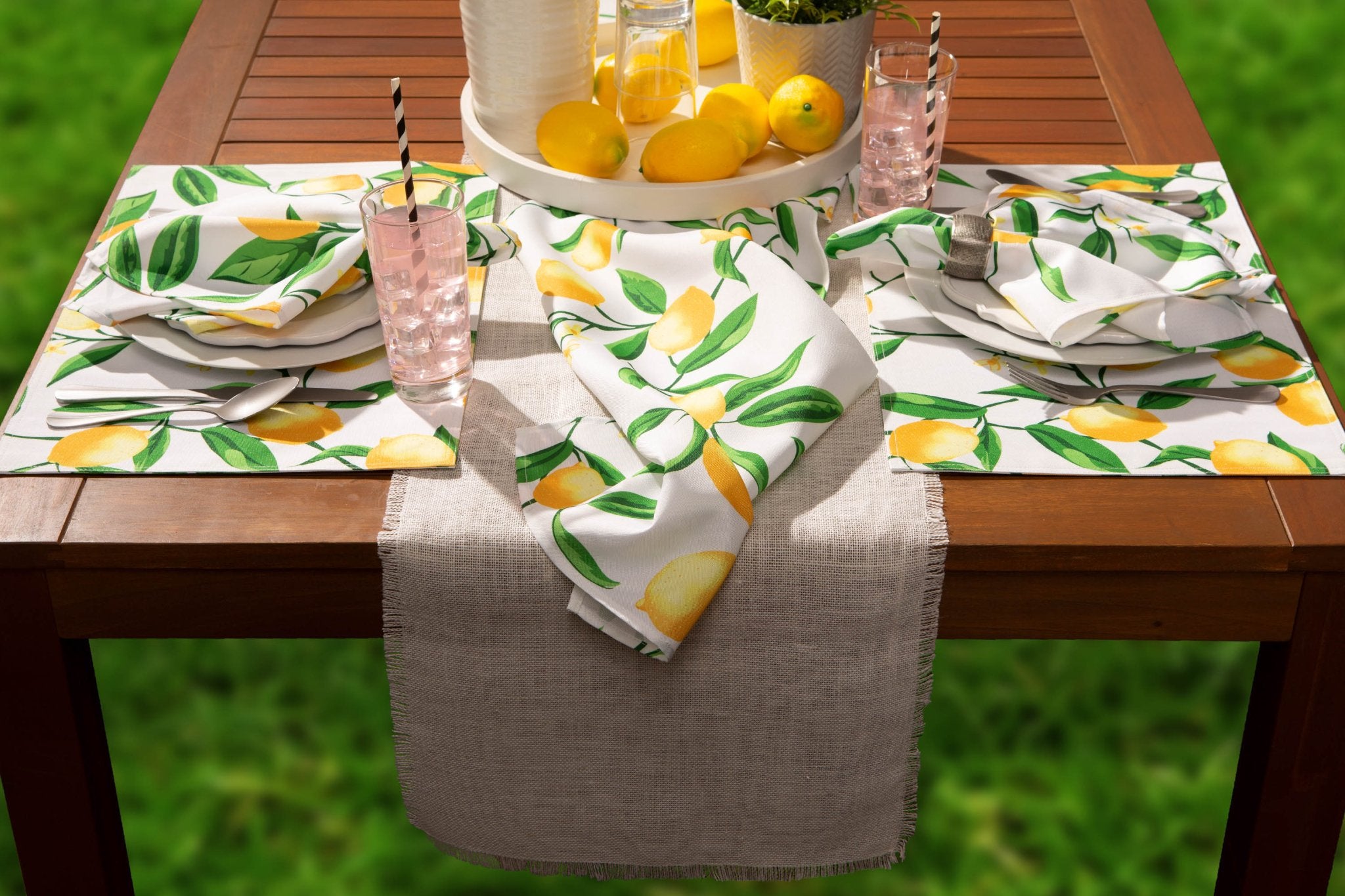 Lemon Bliss Print Outdoor Placemat, Set Of 6 - Placemats