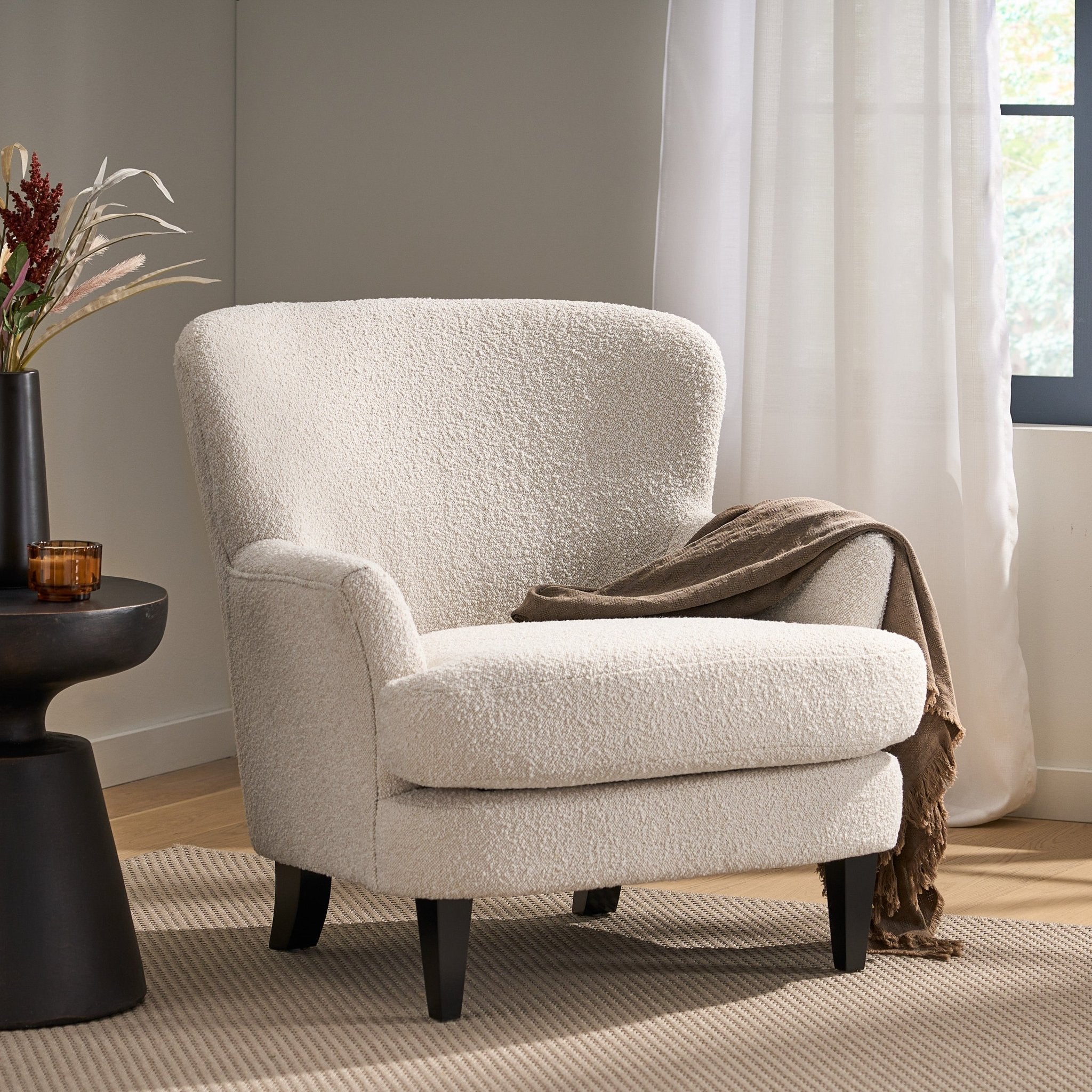 Melodique Boucle Fabric Upholstered Club Chair with Tapered Legs - Accent Chairs