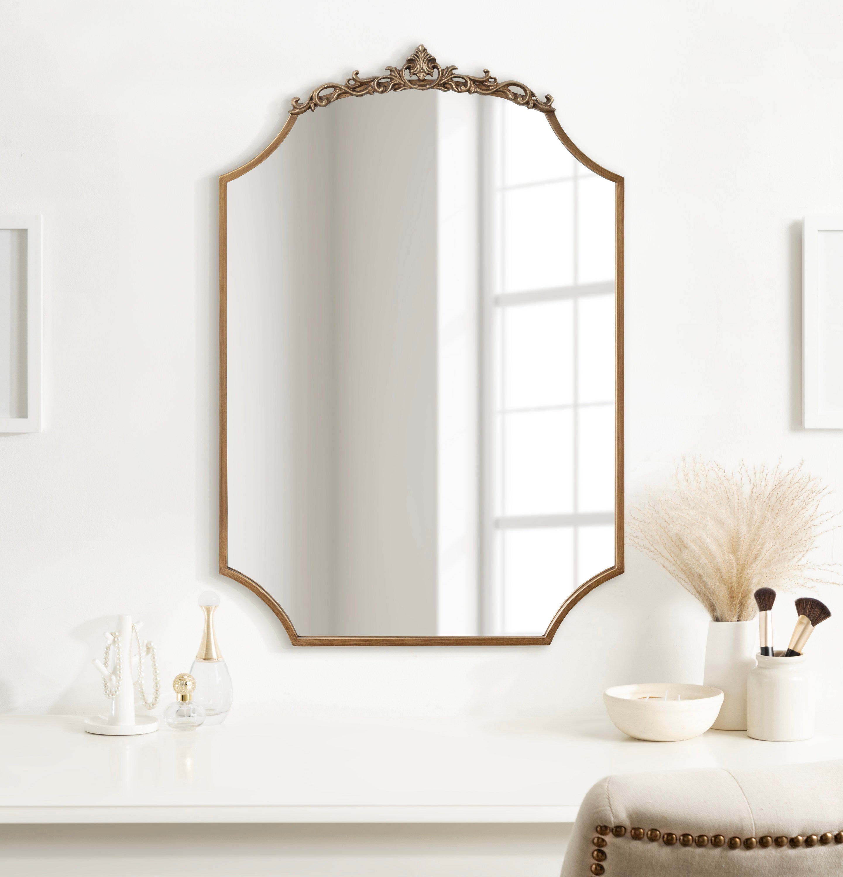 Arendahl Traditional Scallop Mirror