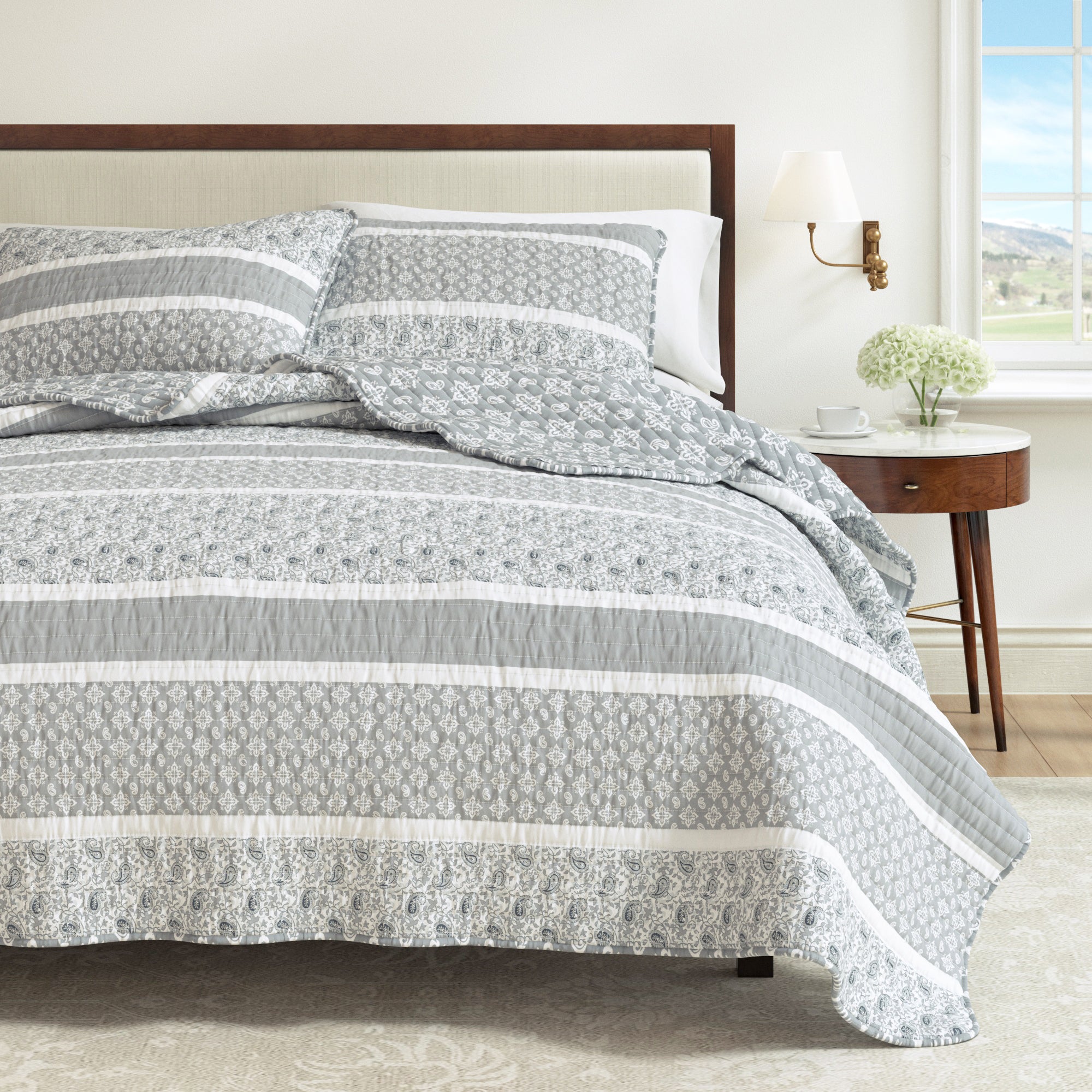 Paisley Patchwork Stripe Reversible Quilt Set with Shams