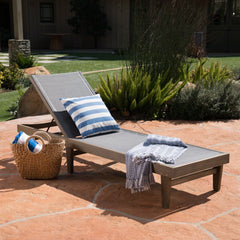 Outdoor-Chaise-Lounge-with-Mesh-Seating-and-Acacia-Wood-Frame-Chaise-Lounge