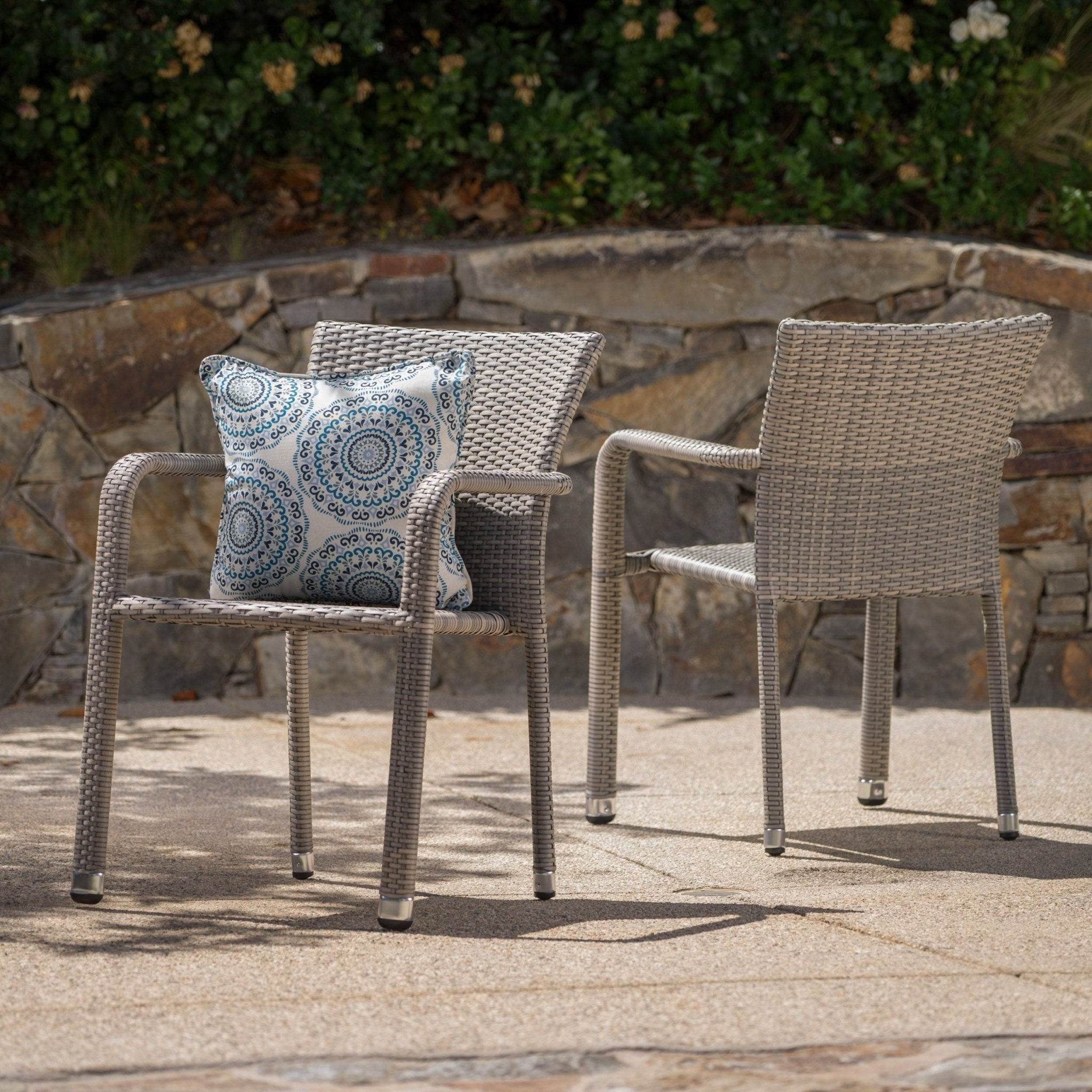 Outdoor Wicker Rattan Chair with Stackable Design - Outdoor Accent Chairs