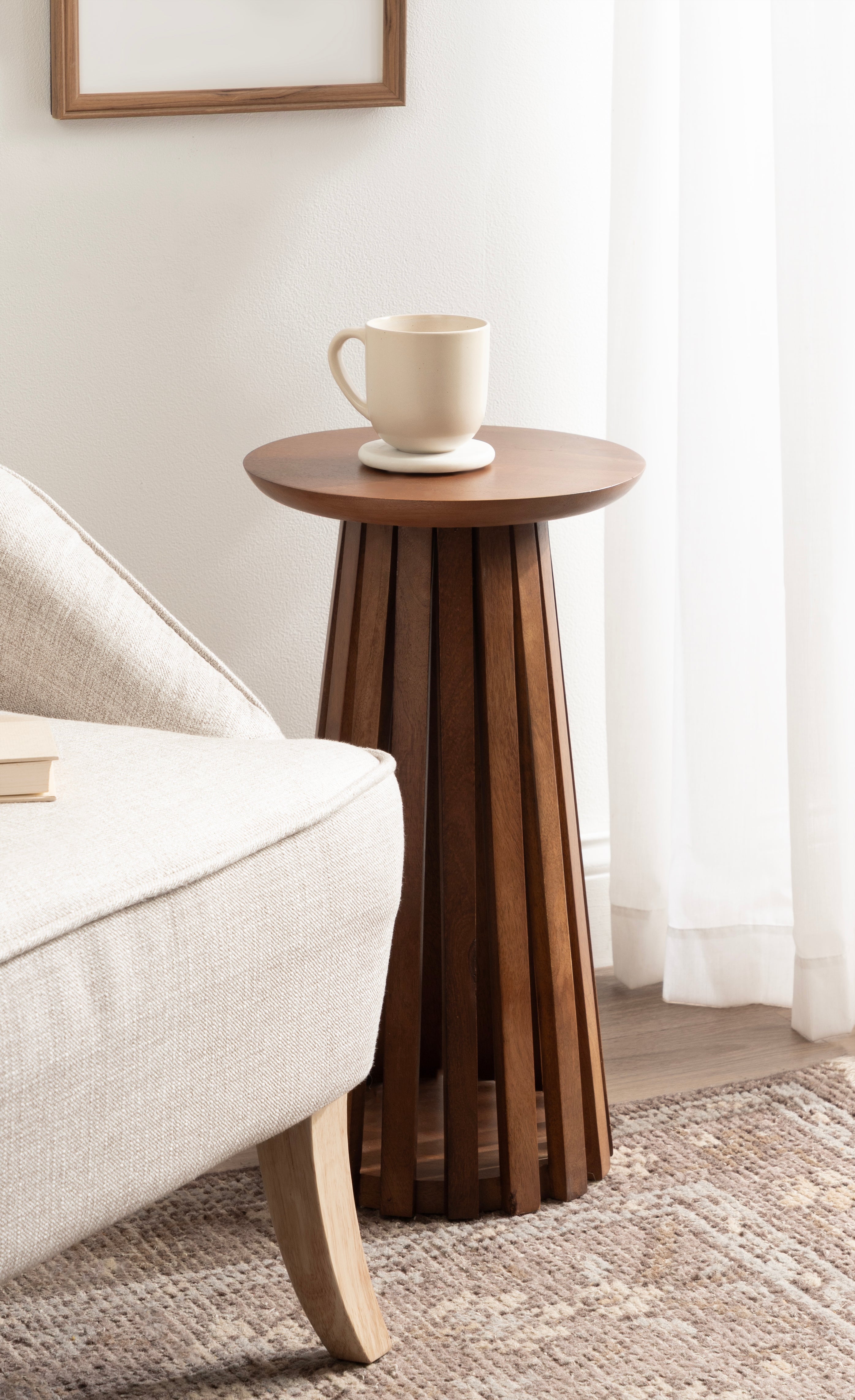 Klarc Round Drink Table