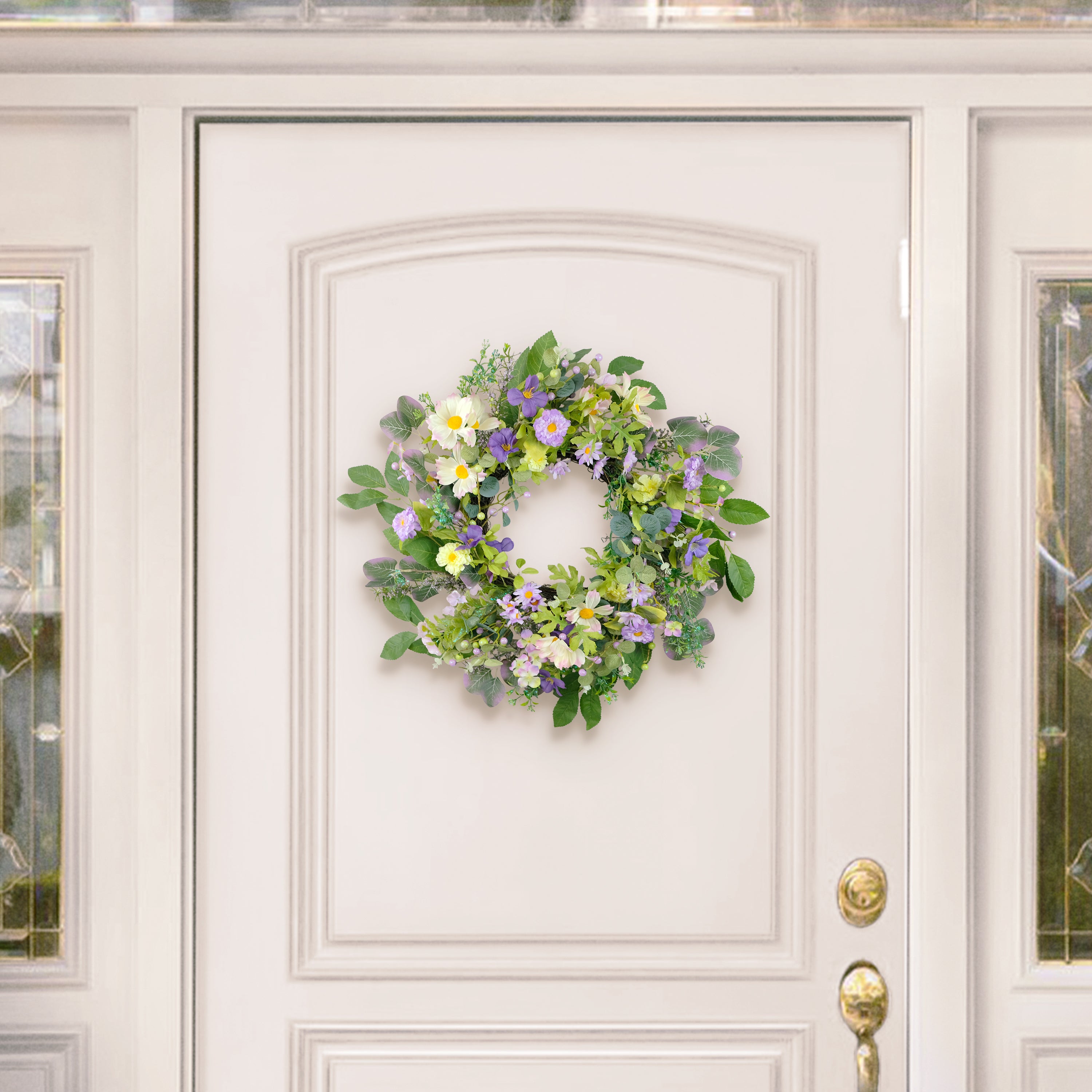 24" Artificial Daisy Floral Spring Wreath, Purple