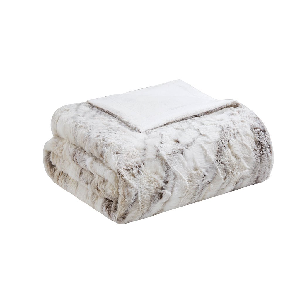 Quirk Throw with Faux Mink Reverse - Bedroom