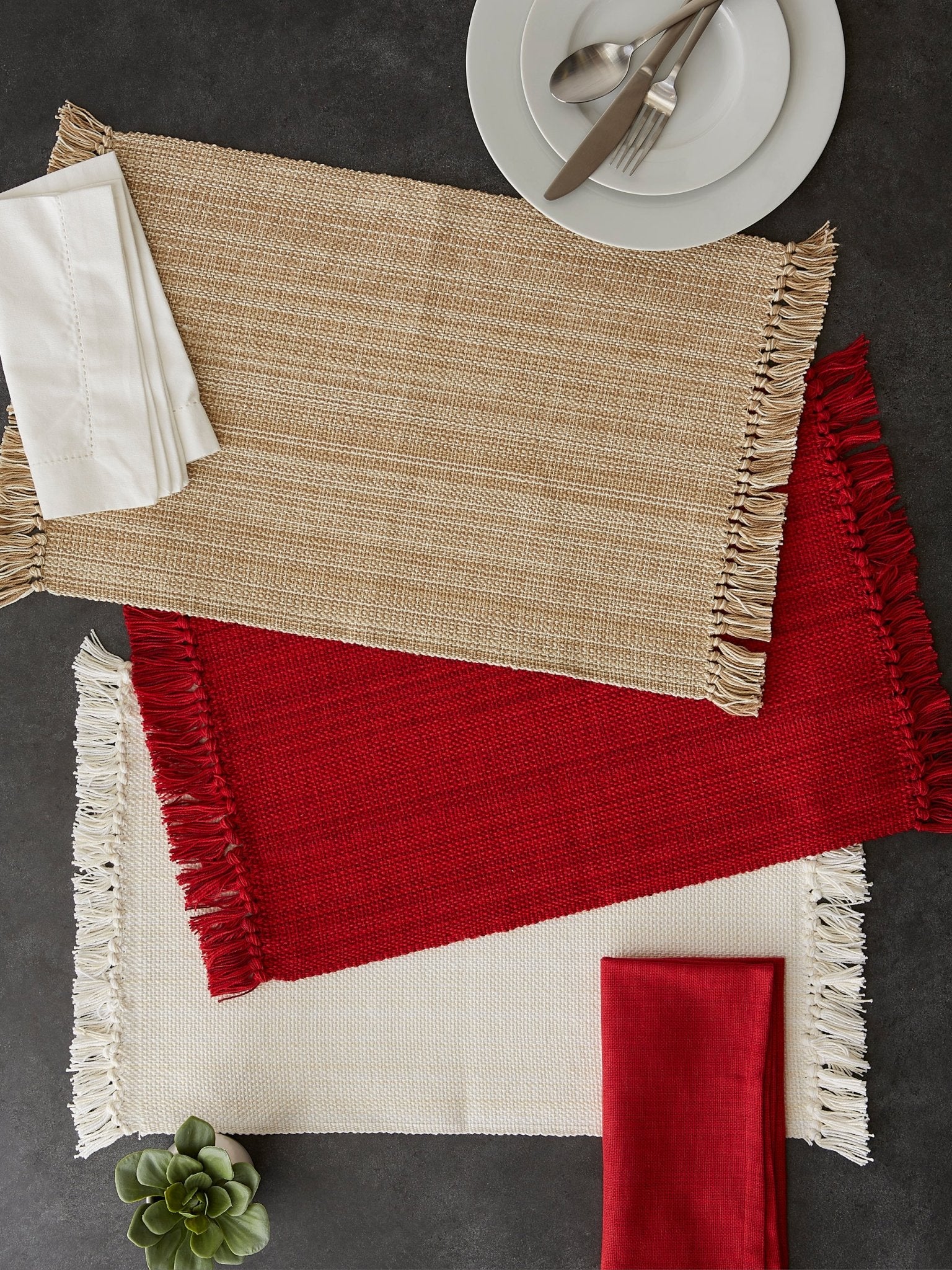 Tango Red Variegated Fringe Placemat & Napkin, Set of 8 - Placemats