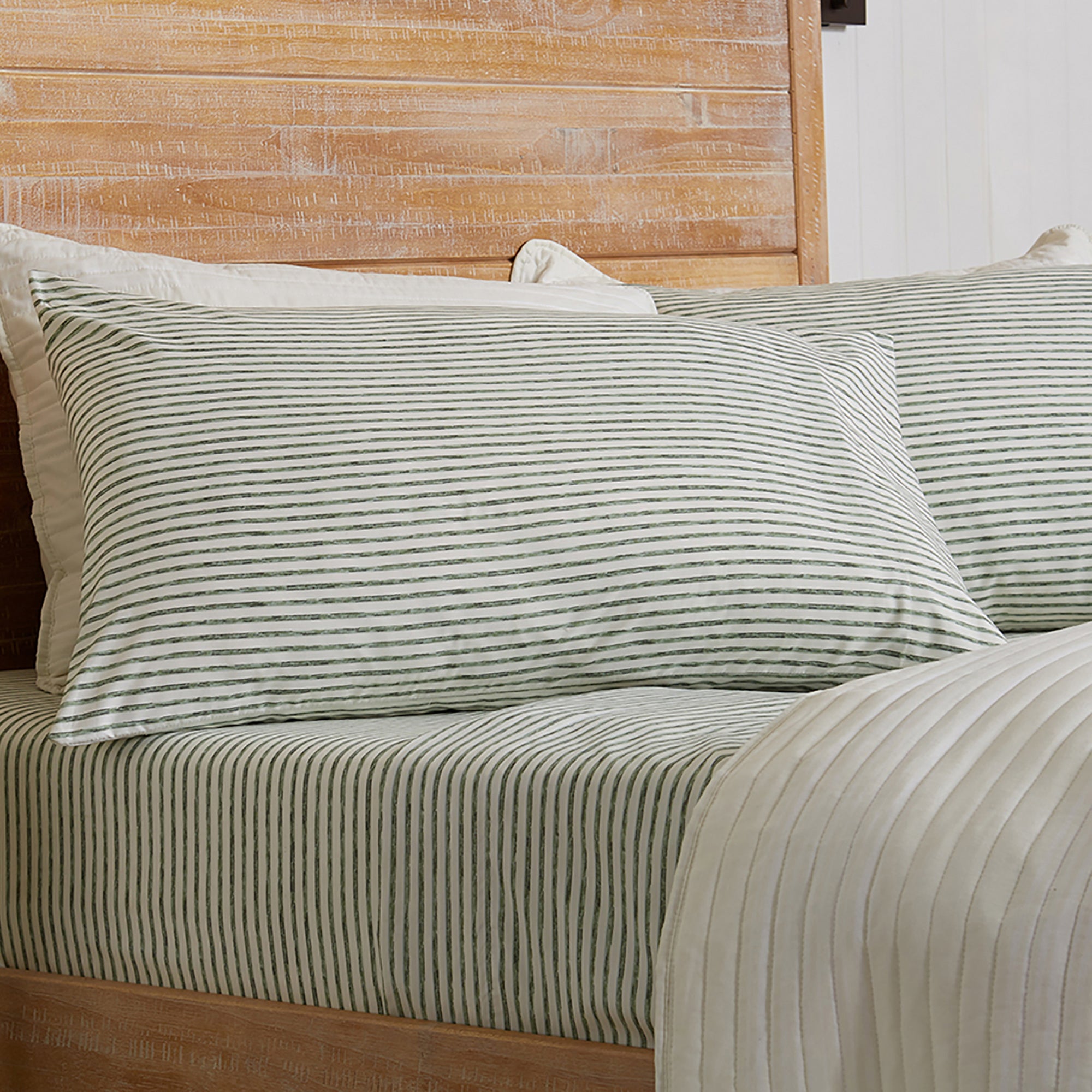 Stripe Printed Microfiber Sheet Set