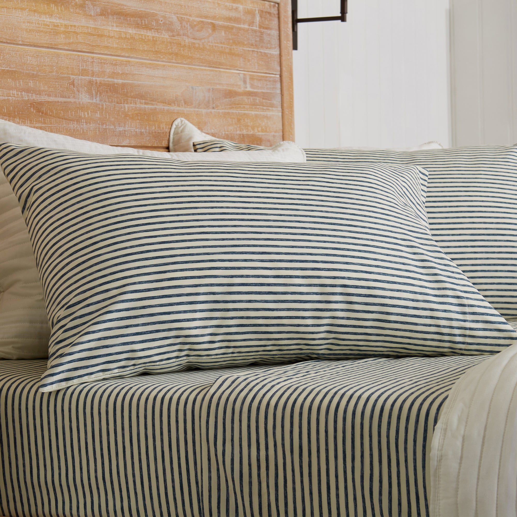 Stripe Printed Microfiber Sheet Set