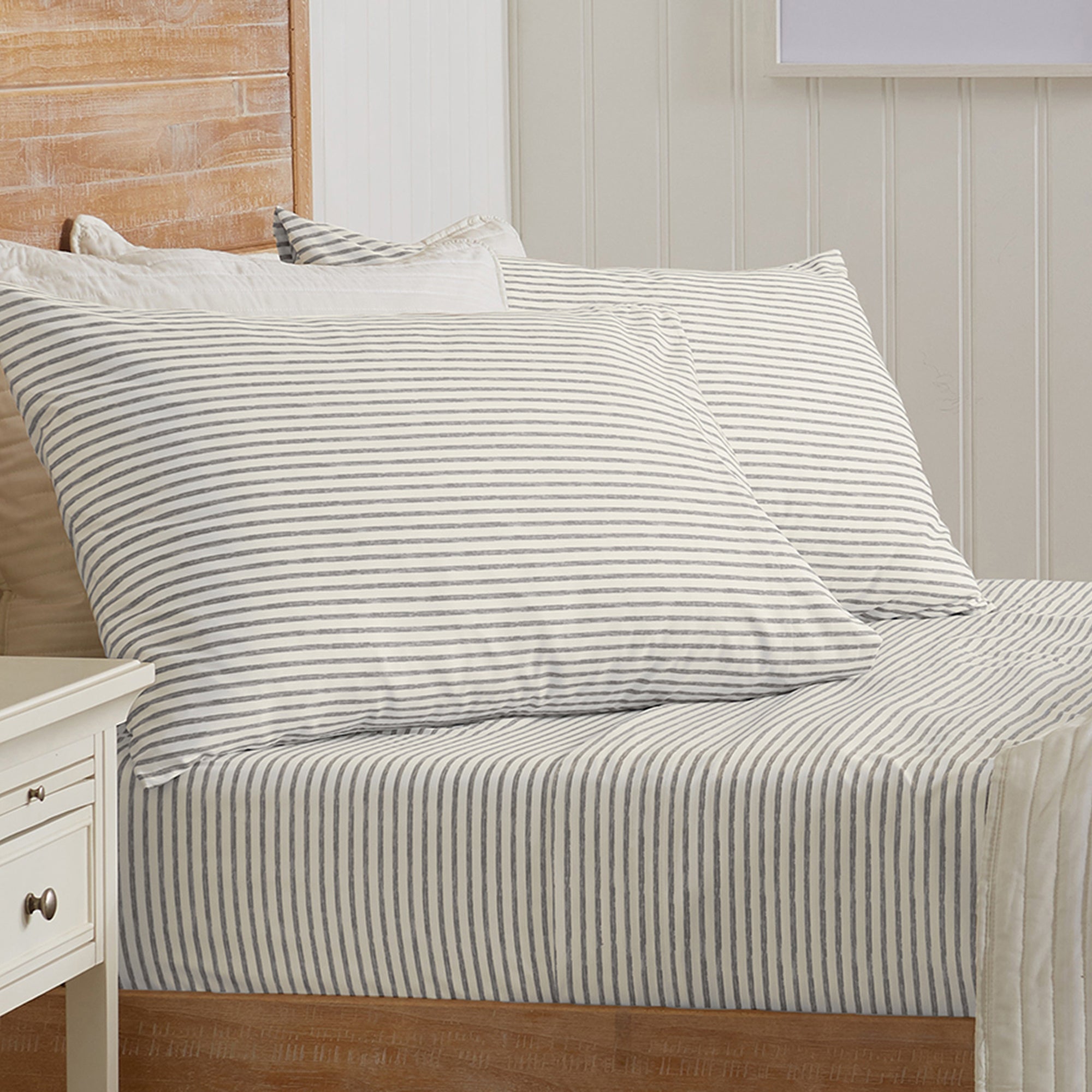 Stripe Printed Microfiber Sheet Set
