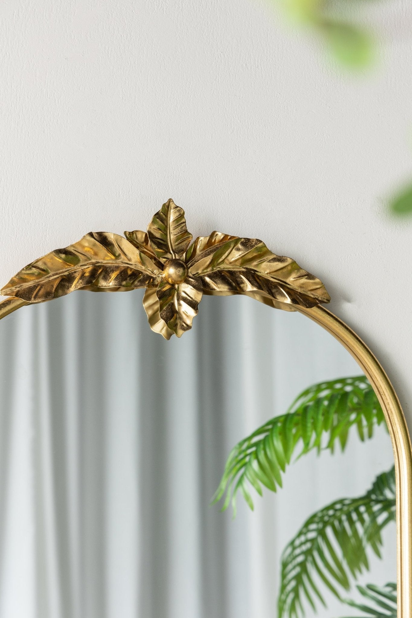 Wonderer Arched Wall Mirror with Metal Frame - Mirrors