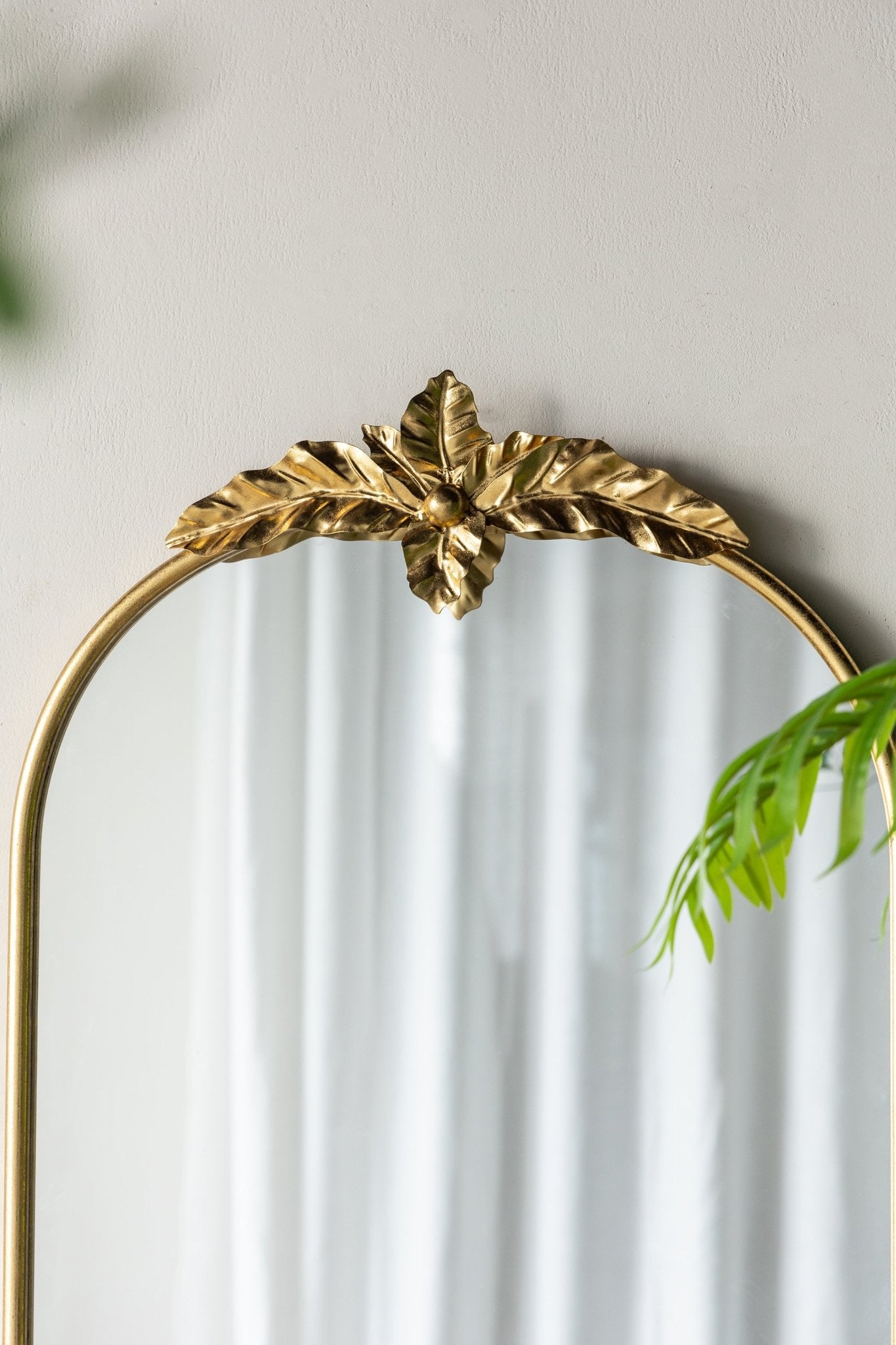 Wonderer Arched Wall Mirror with Metal Frame - Mirrors