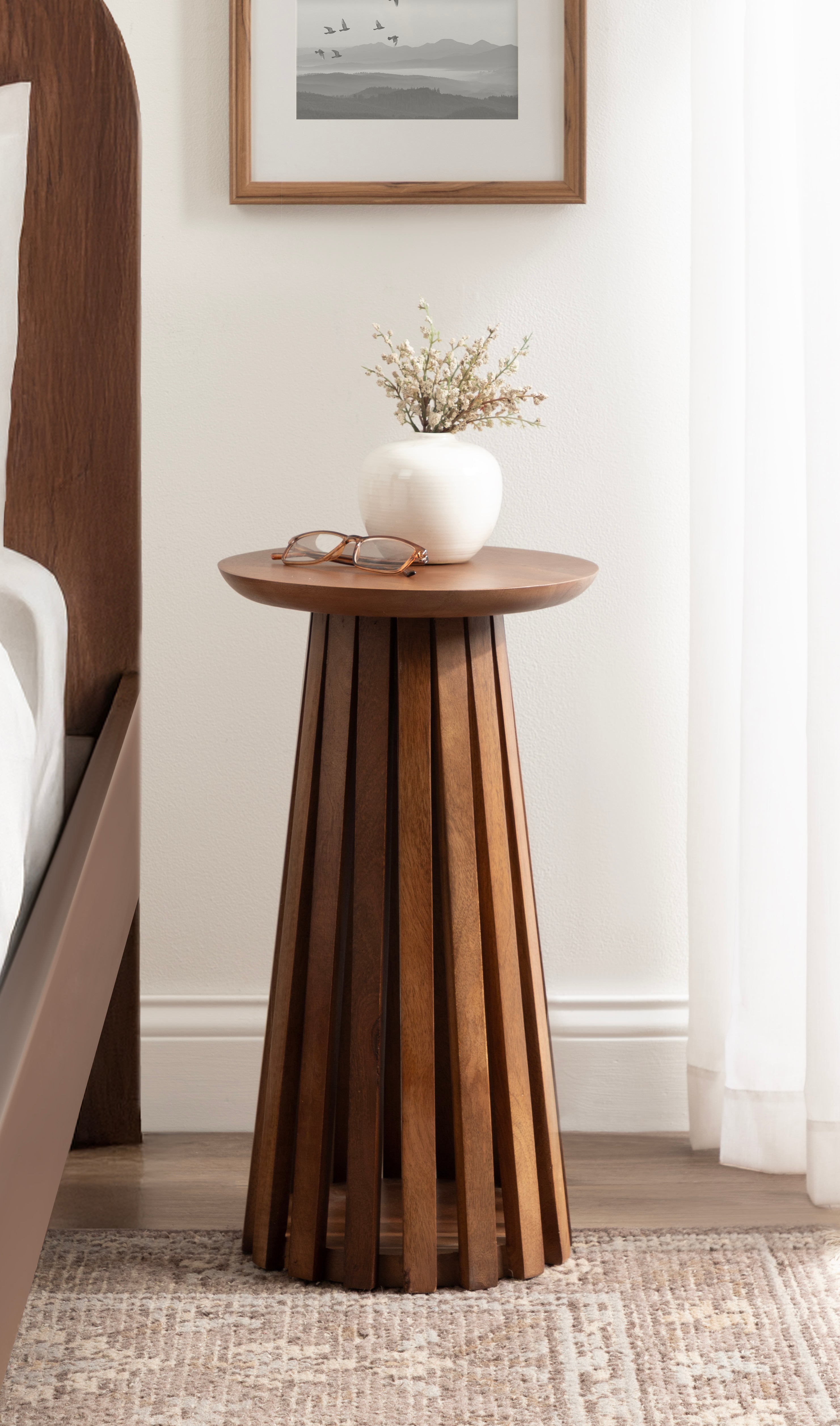 Klarc Round Drink Table