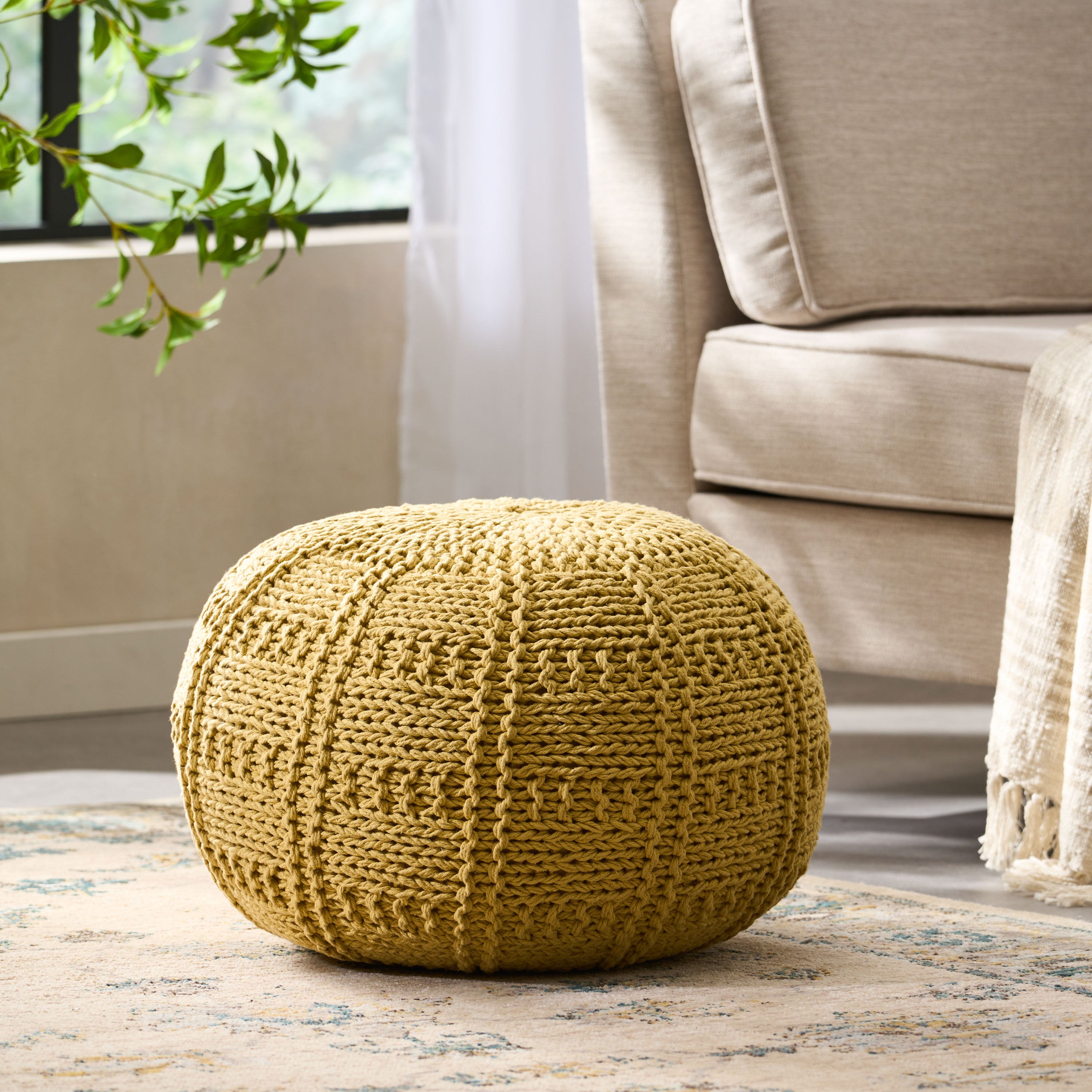 Yuny Knitted Pouf