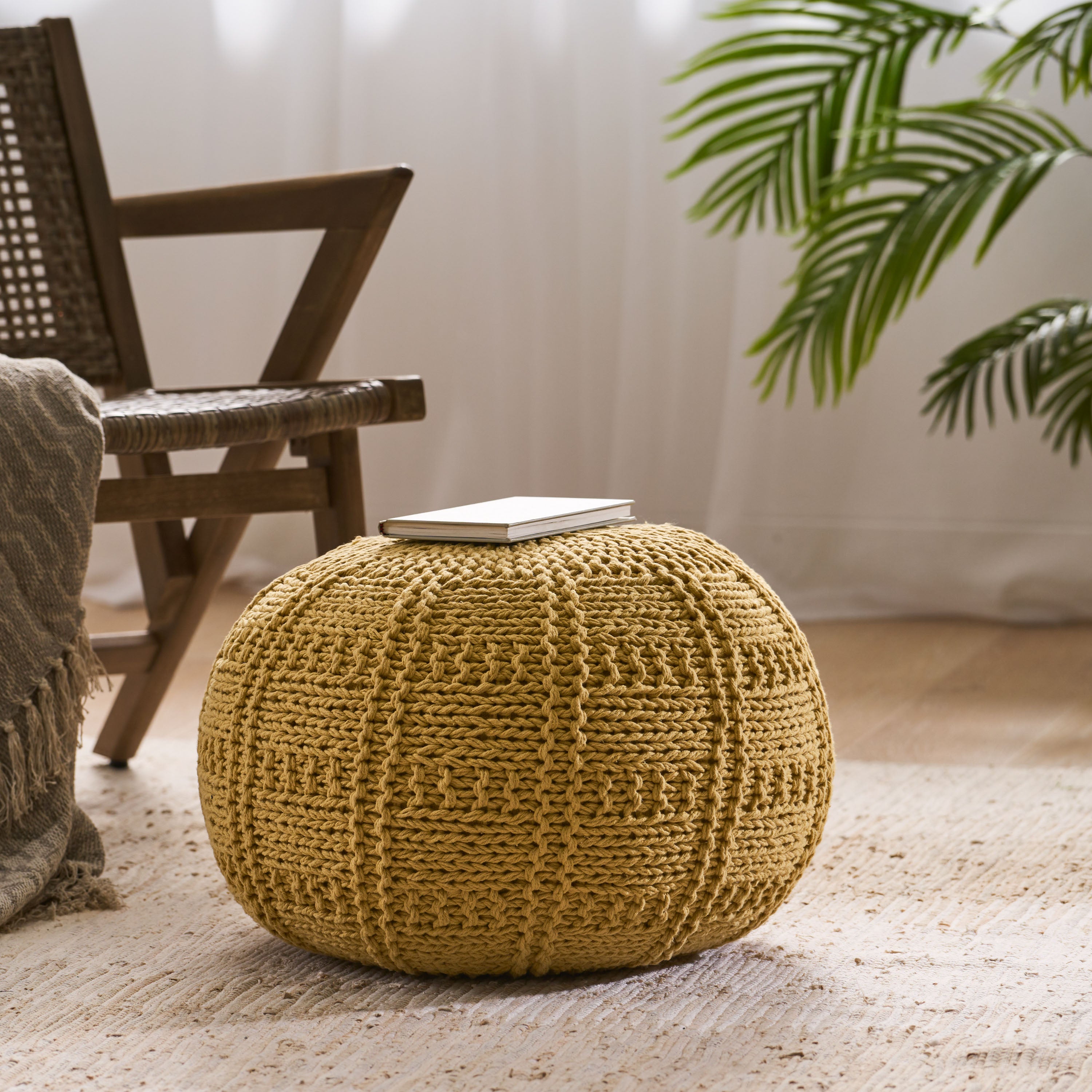 Yuny Knitted Pouf