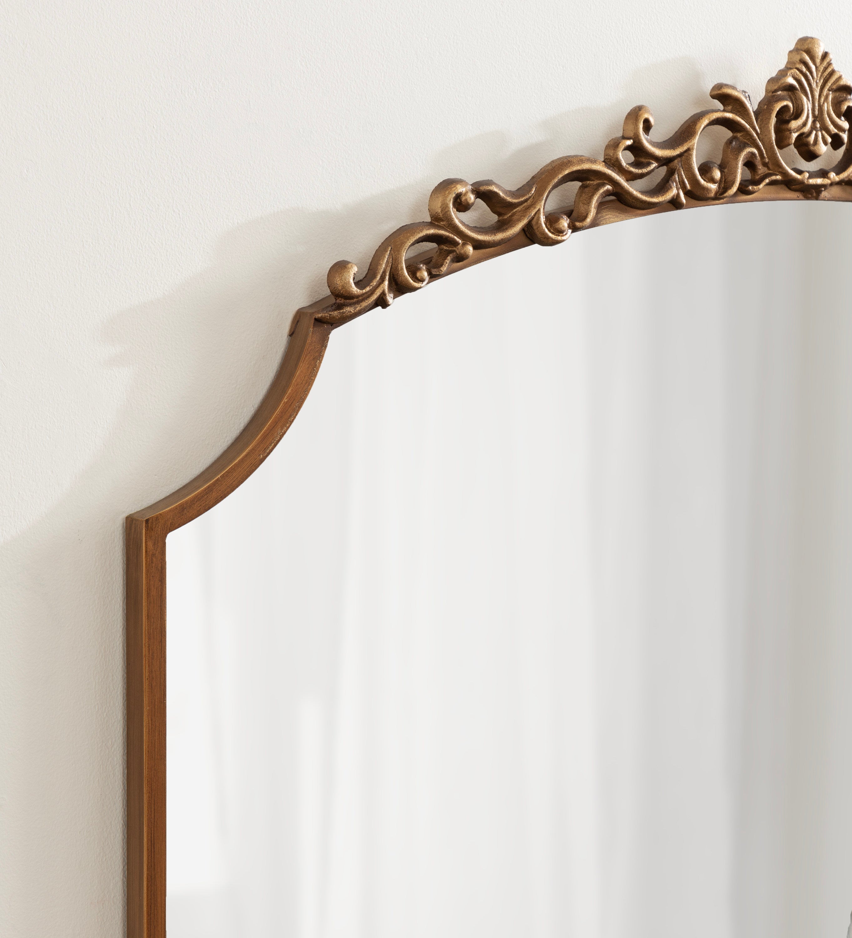Arendahl Traditional Scallop Mirror