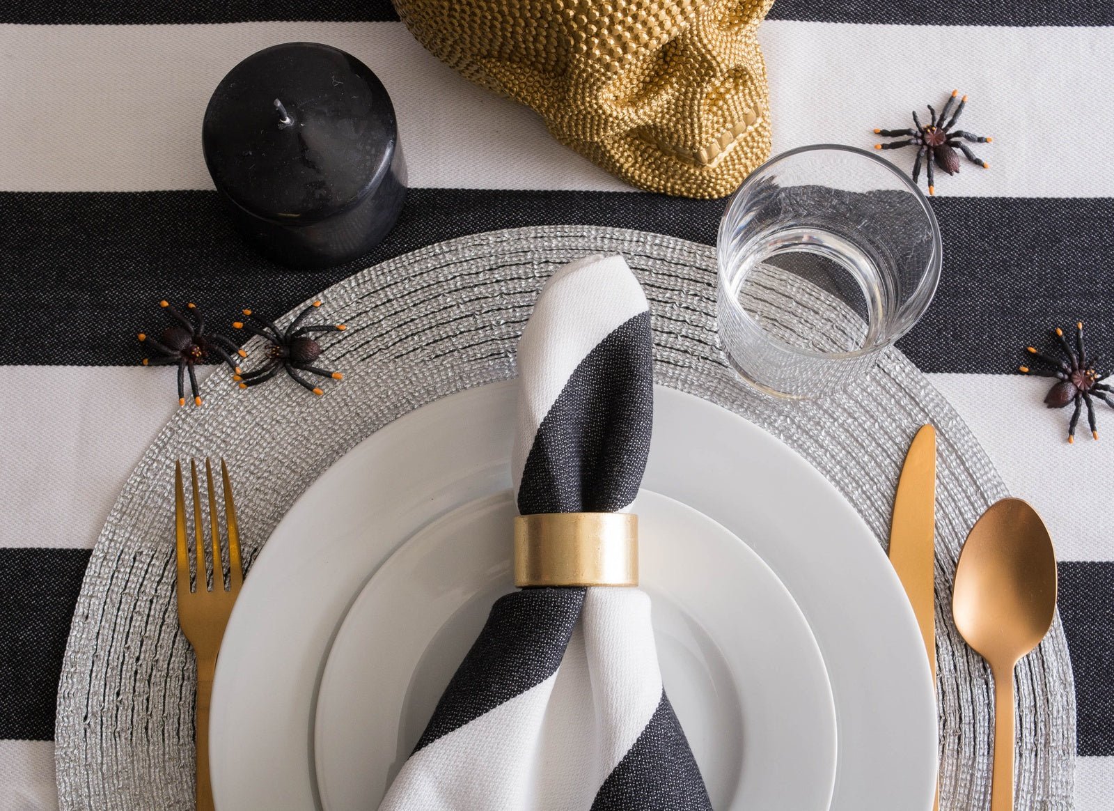 Metallic Silver Round Woven Placemats, Set of 4 - Placemats