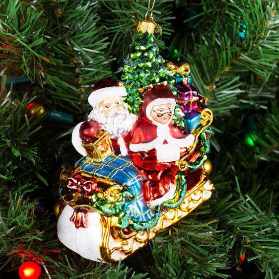 Pier 1 Santa and Mrs Claus on a Sleigh Ride Glass Christmas Ornament - Ornaments