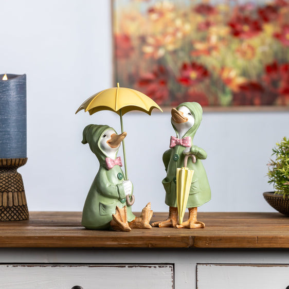 Raincoat-Duck-Figurine-with-Umbrella-(Set-of-2)-Outdoor-Decor
