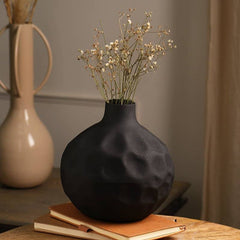 Round-Black-Vase-Vases