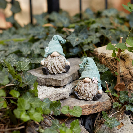 Stone Garden Gnome Figurine with Flower Stem Accent (Set of 4) - Outdoor Decor