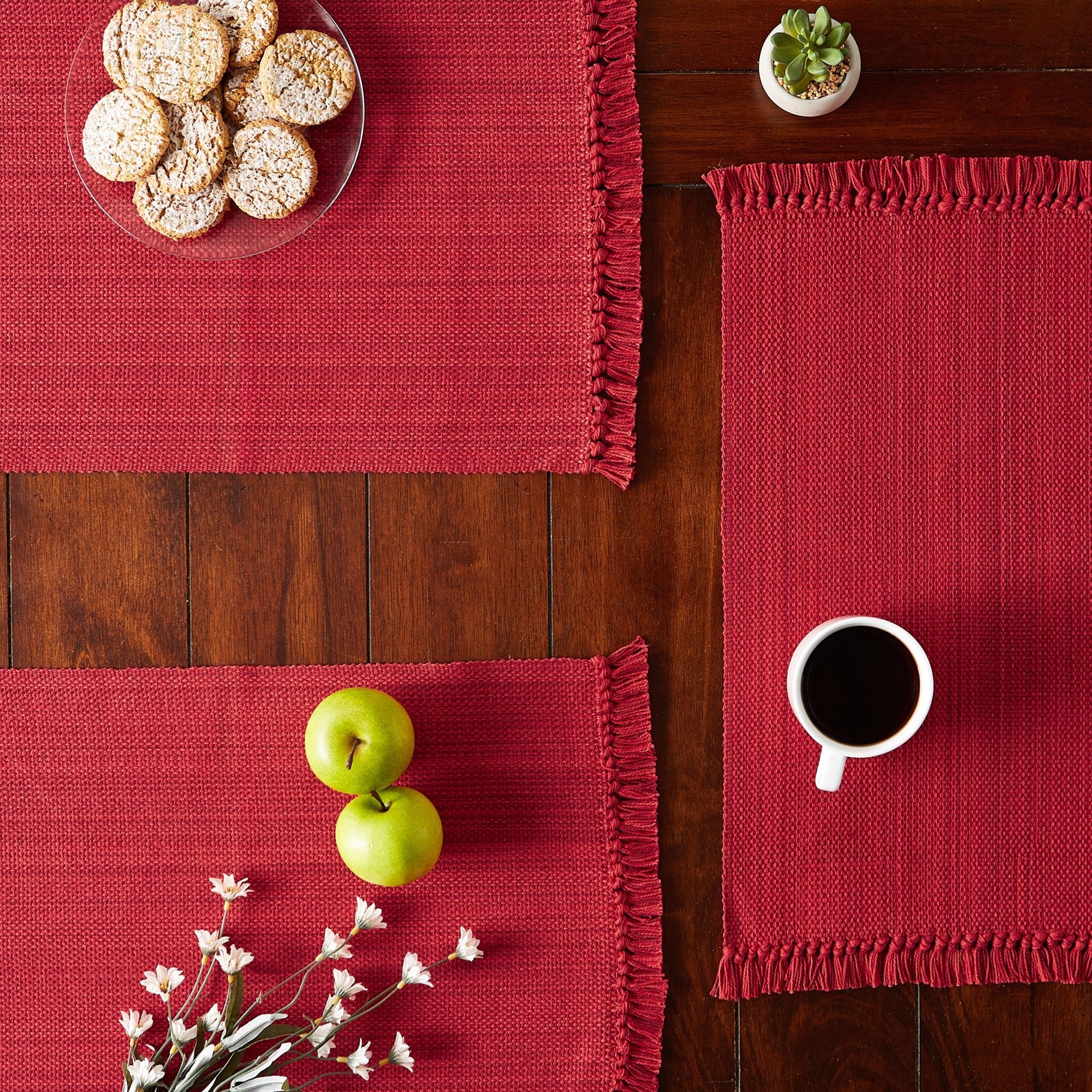 Tango-Red-Variegated-Fringe-Placemats,-Set-of-6-Placemats